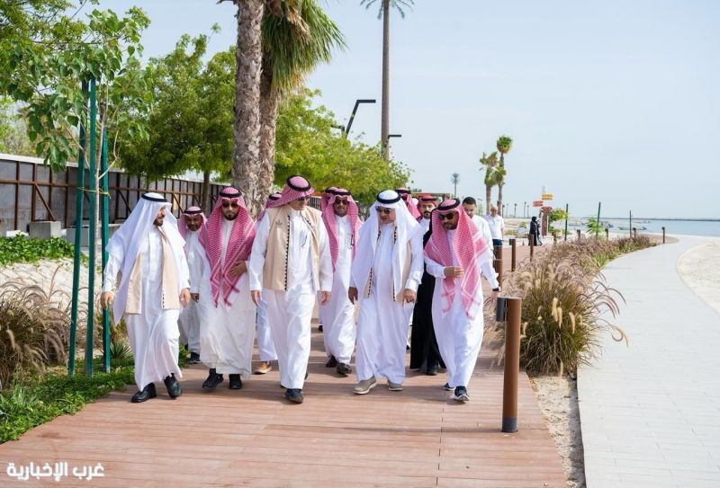 أمين الشرقية يتفقد خور الدمام مشروع يعيد تشكيل الواجهة البحرية للمدينة