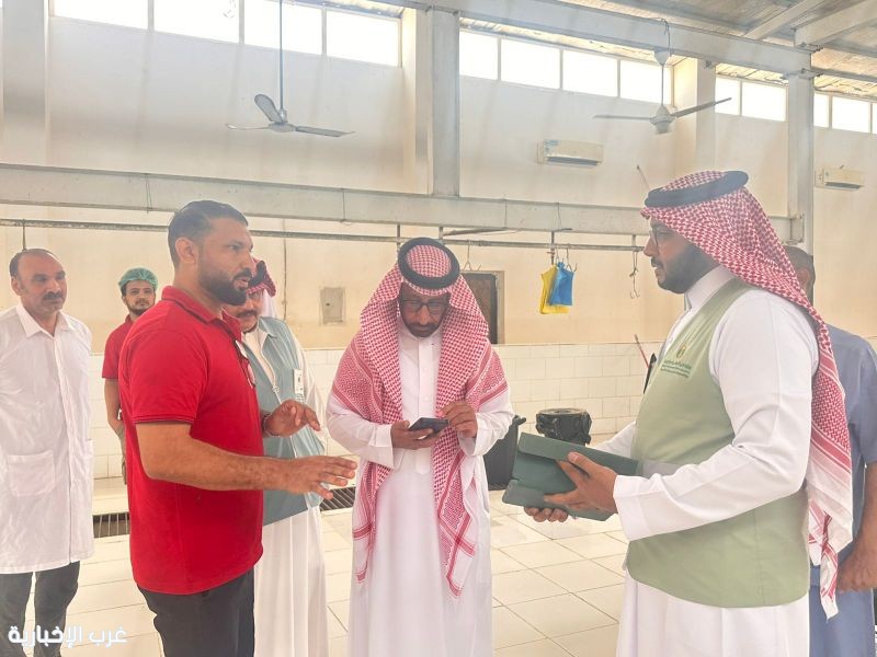 ‏مدير بيئة الخرمة يقف ميدانياً على جاهزية المسالخ استعداداً لموسم حج 1447هـ
