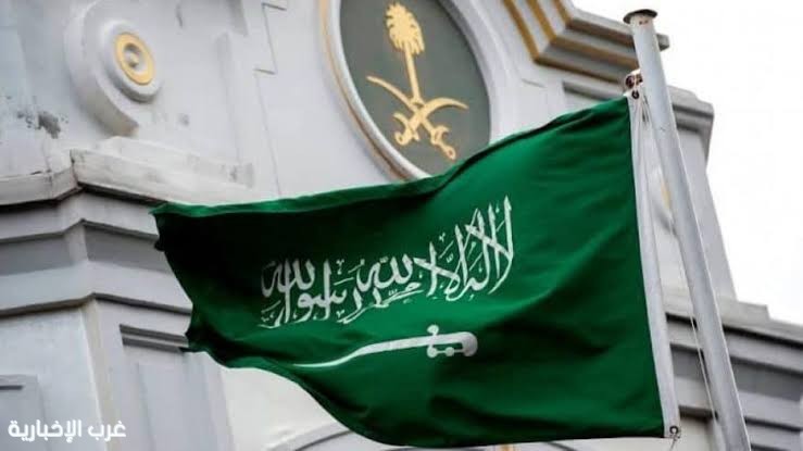 سفارة المملكة في بريطانيا تدعو المواطنين السعوديين إلى توخي الحيطة والحذر