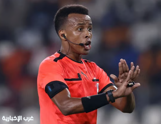 فيفا يمنح الحكم الصومالي مكافأته كاملة رغم منعه من دخول أمريكا فيفا يمنح الحكم الصومالي مكافأته كاملة رغم منعه من دخول أمريكا