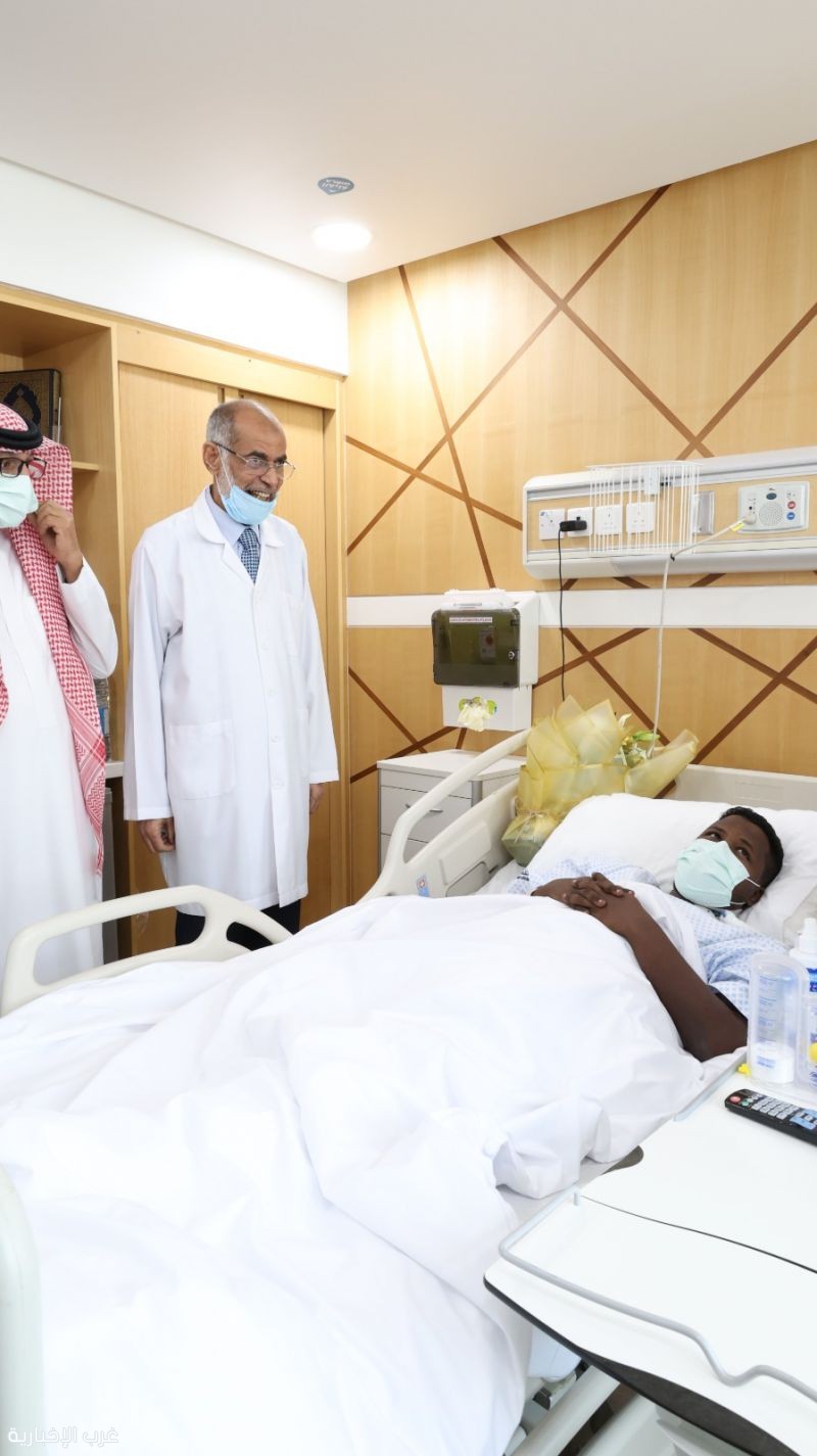 جمعية البر بجدة تحتفي بخروج المستفيد الثاني من مبادرة زراعة الكلى بمركز هشام عطار