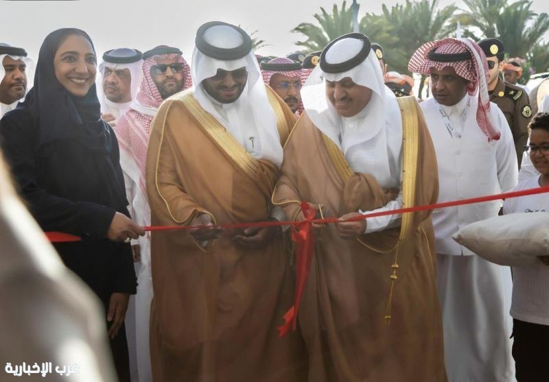 محافظ أملج يفتتح مهرجان المانجو الخامس محافظ أملج يفتتح مهرجان المانجو الخامس