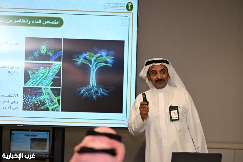فرع البيئة والمياه والزراعة بالمدينة المنورة يستعرض أفضل الممارسات لإنتاج التمور.