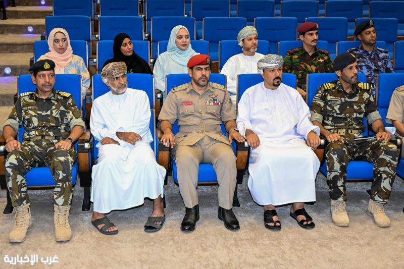 سلطنة عُمان تنفذ المبادرة الوطنية للانتقال من المدرسة إلى العمل سلطنة عُمان تنفذ المبادرة الوطنية للانتقال من المدرسة إلى العمل