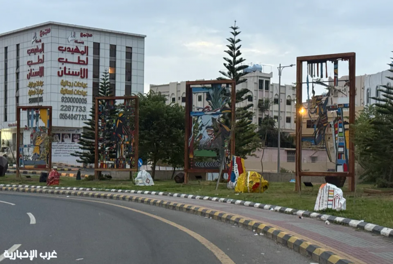 دوار "الملك عبدالعزيز" بأبها يتحول لأكبر مساحة جدارية بصرية تحفيزاً للمشهد الحضري