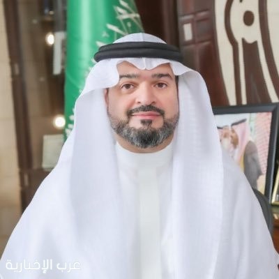 أهالي جدة يطالبون بإعادة الإناره الفسفورية  إلى أعمدة الإنارة