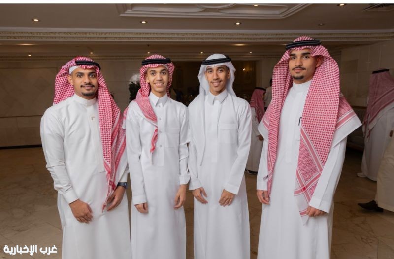 الصحفي عبدالرحمن باوارث يحتفل بعقد قرانه الصحفي عبدالرحمن باوارث يحتفل بعقد قرانه