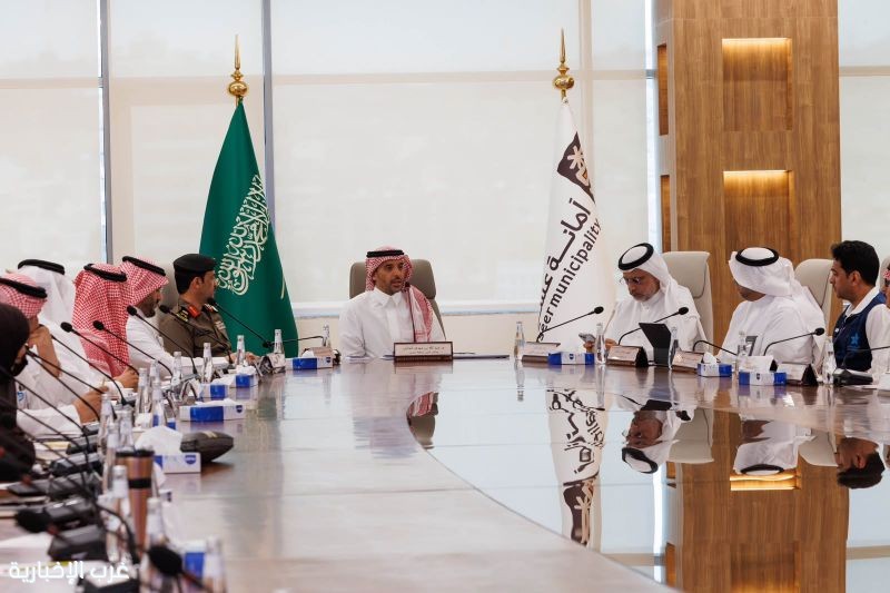 اللجنة التنفيذية لمعالجة التشوه البصري بعسير تستعرض مؤشرات الأداء للنصف الأول من 2026