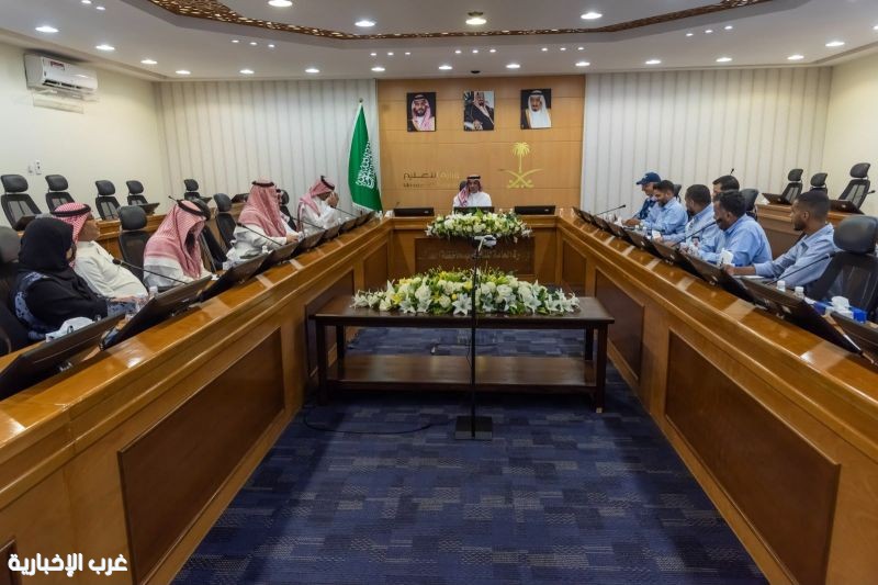 مدير تعليم الطائف يلتقي نائب الرئيس التنفيذي لشركة تطوير بالقطاع الغربي