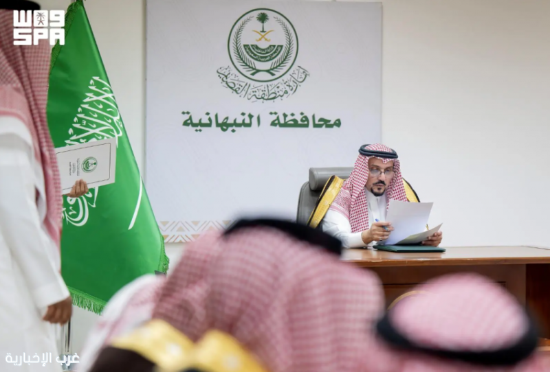 أمير منطقة #القصيم يستقبل المواطنين ضمن برنامج "يوم عمل" بمحافظة النبهانية