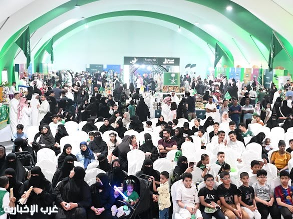اليوم الوطني يجمع الفنانين والأطفال في «الرامس»