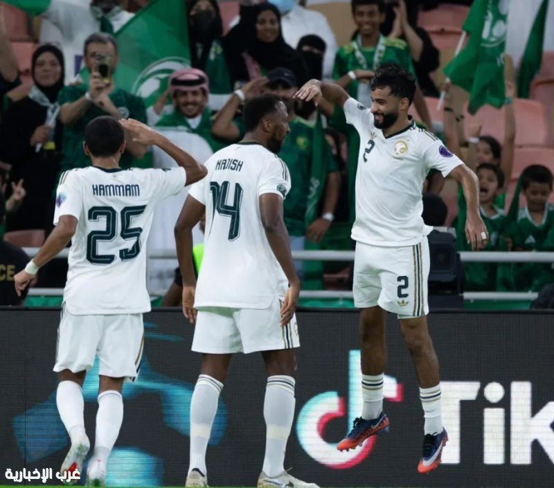 الأخضر يحسم التأهل إلى نصف نهائي خليجي 27 بثلاثية في شباك عُمان