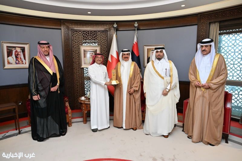 الدكتور المعيدي يحصد المركز الثاني في مسابقة البحوث الخليجية لمكافحة الفساد