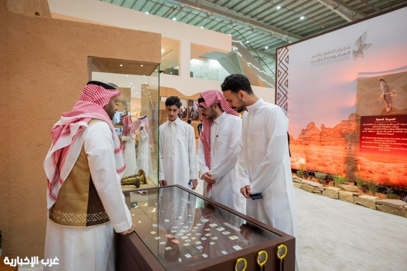 متحف "شلايل" يوثّق علاقة ملوك المملكة بالصقور عبر صور ومقتنيات تاريخية متحف "شلايل" يوثّق علاقة ملوك المملكة بالصقور عبر صور ومقتنيات تاريخية