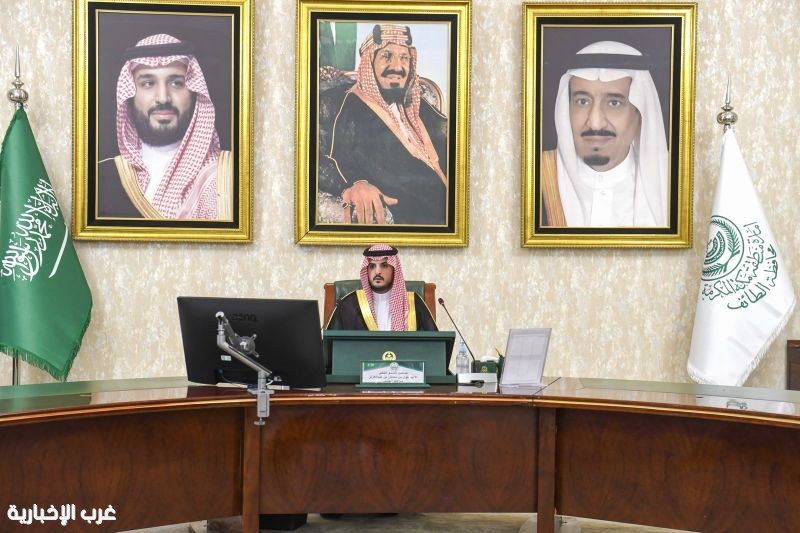 محافظ الطائف يرأس اجتماعًا تنسيقيًا لبحث جاهزية الموسم الرياضي 2026–2027