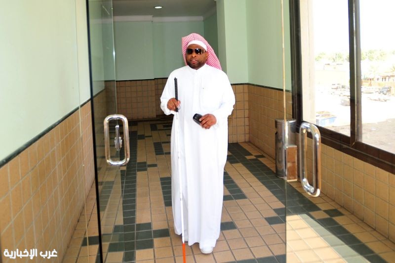 أمين عام جمعية إبصار الأسبق محمد بلو يدعو إلى تأهيل قيادات مراكز الإعاقة البصرية أمين عام جمعية إبصار الأسبق محمد بلو يدعو إلى تأهيل قيادات مراكز الإعاقة البصرية