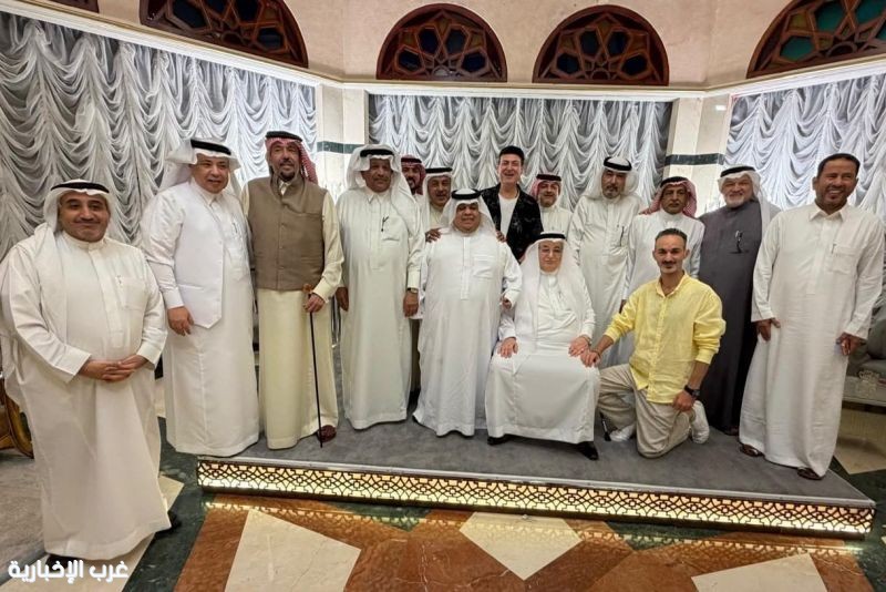 المهندس صالح الحداد يجمع نخبويين في أمسية المحبة بجدة المهندس صالح الحداد يجمع نخبويين في أمسية المحبة بجدة