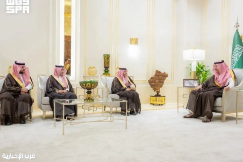 أمير منطقة الباحة يستقبل عددًا من شيوخ القبائل بمناسبة صدور قرارات تنصيبهم مشايخ لقبائلهم
