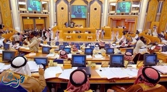 الشورى يبحث مقترحاً بفرض رسوم على تحويلات الوافدين