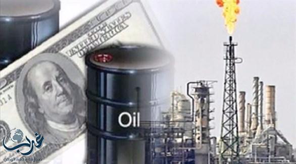 ارتفاع أسعار النفط في آسيا بفضل الدولار