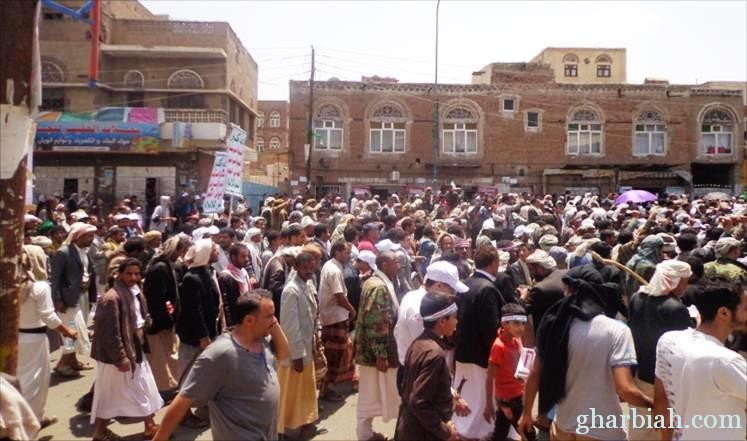 اليمن : إشتباكات عنيفة بين المتظاهرين والحوثيين في عدة مدن يمنية