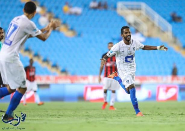 حضر " العابد " فظهر " الهلال "