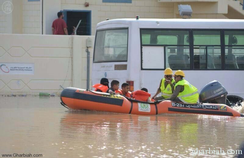 الدفاع المدني بالعاصمة المقدسة : حالة وفاة واحدة و 1352 بلاغًا جراء الأمطار الغزيرة التي هطلت أمس