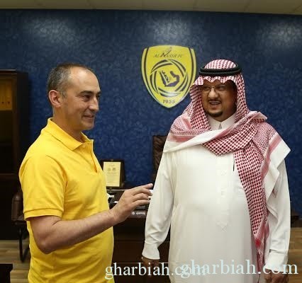 عاجل: إنباء عن إقالة مدرب النصر كنيدا بدعم تأيد  من أعضاء الشرف النصراوي 