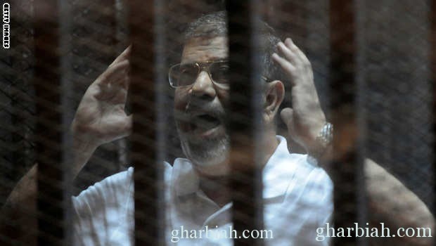 مرسي بقضية التخابر ينفي تحويل أموال لغزة.. لا يمكن تحويل أموال مباشرة إلا عن طريق إسرائيل