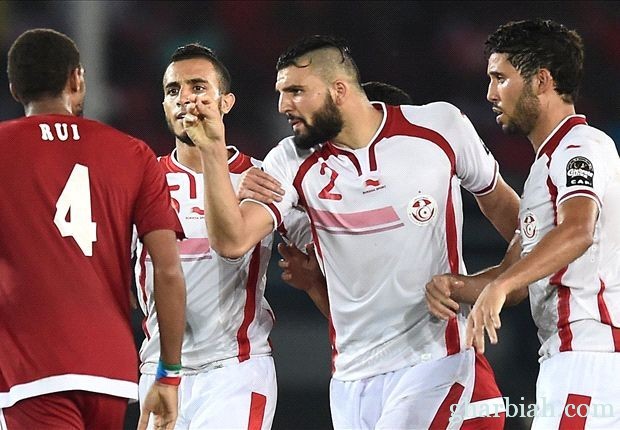 تونس تسقط بشكل دراماتيكي وغير عادل أمام المنتخب المضيف