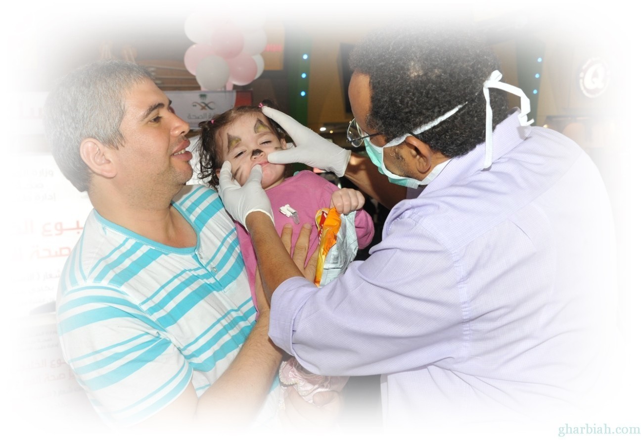 عيادات متنقلة لتعزيز صحة الفم في أسبوع الأسنان بجازان