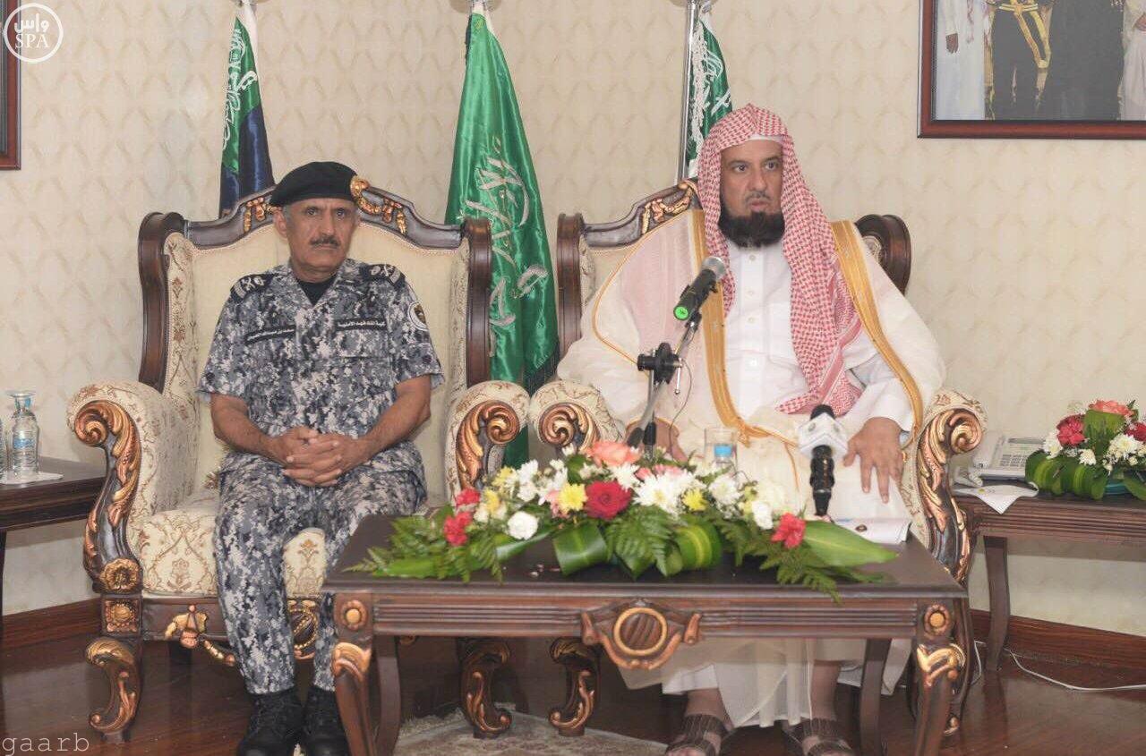الدكتور السند يلتقي مسؤولي وأعضاء هيئة التدريس بكلية الملك فهد الأمنية