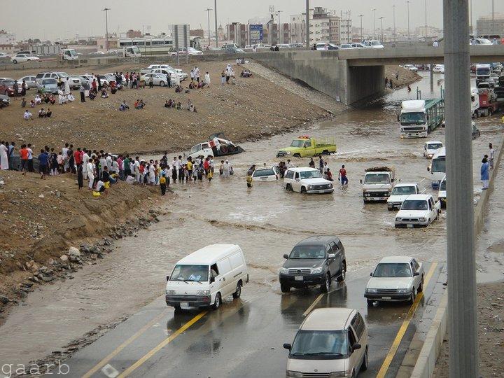 أمارة منطقة مكة: منعت المشاريع دخول 49 مليون متر مكعب من المياه لأحياء جدة