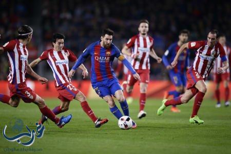 برشلونه يحبط مفاجأة اتلتيكو ويتأهل للنهائي