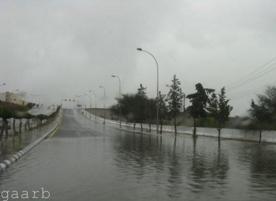 أمطار على محافظة الطائف والدفاع المدني يحذٍر