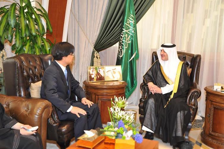 الأمير سعود بن نايف يستقبل السفير الكوري لدى المملكة