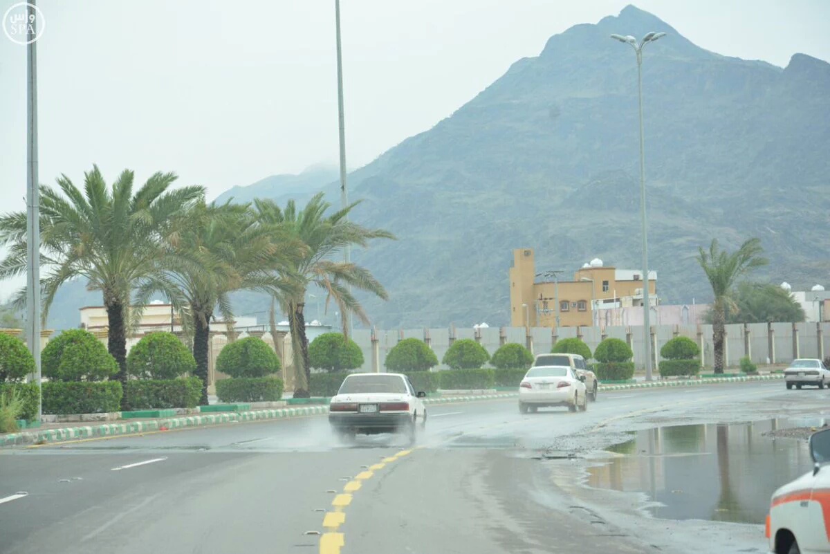 أمطار على محافظة محايل عسير