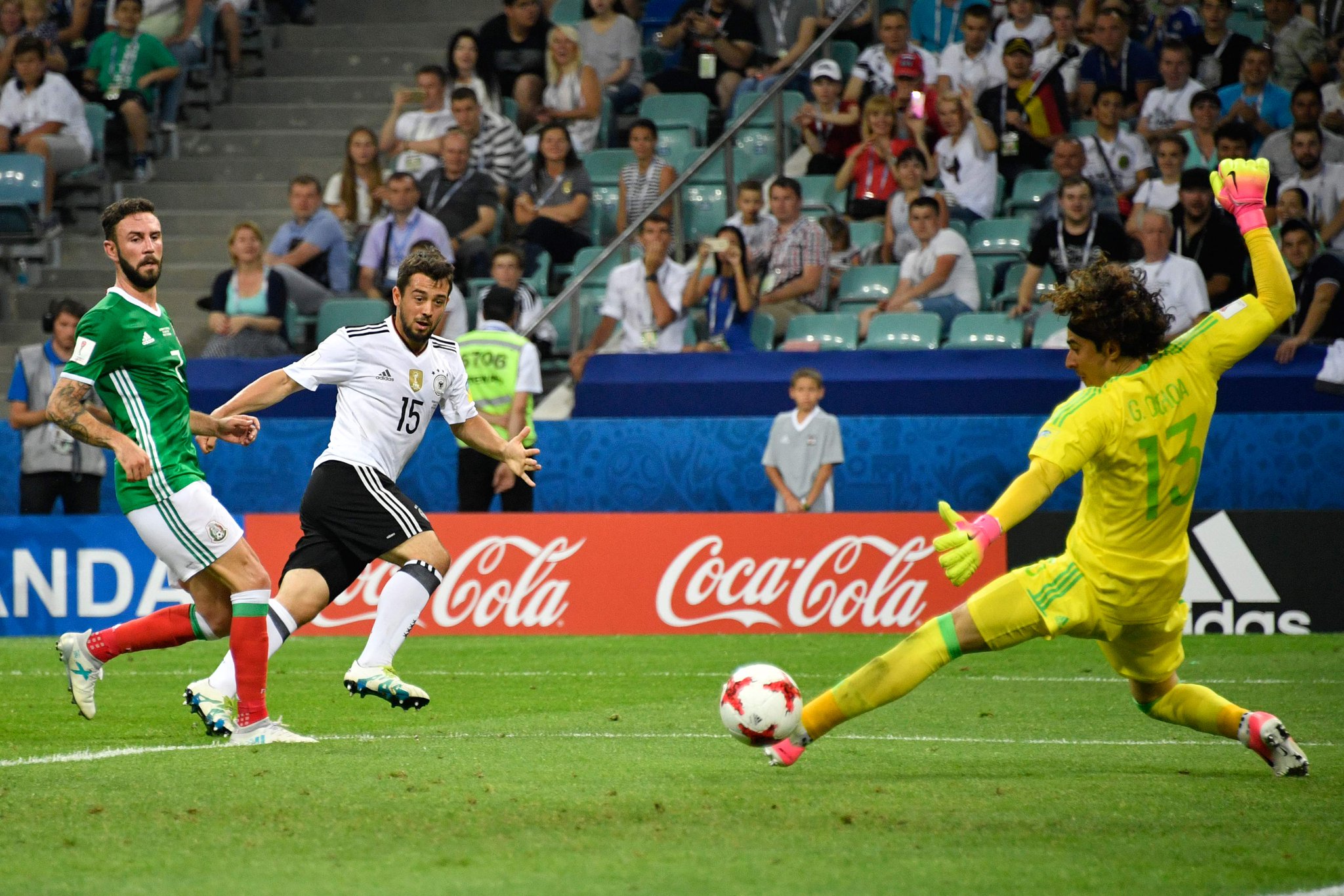 المانيا تتغلب على المكسيك وتتأهل لملاقاة تشيلي على نهائي القارات