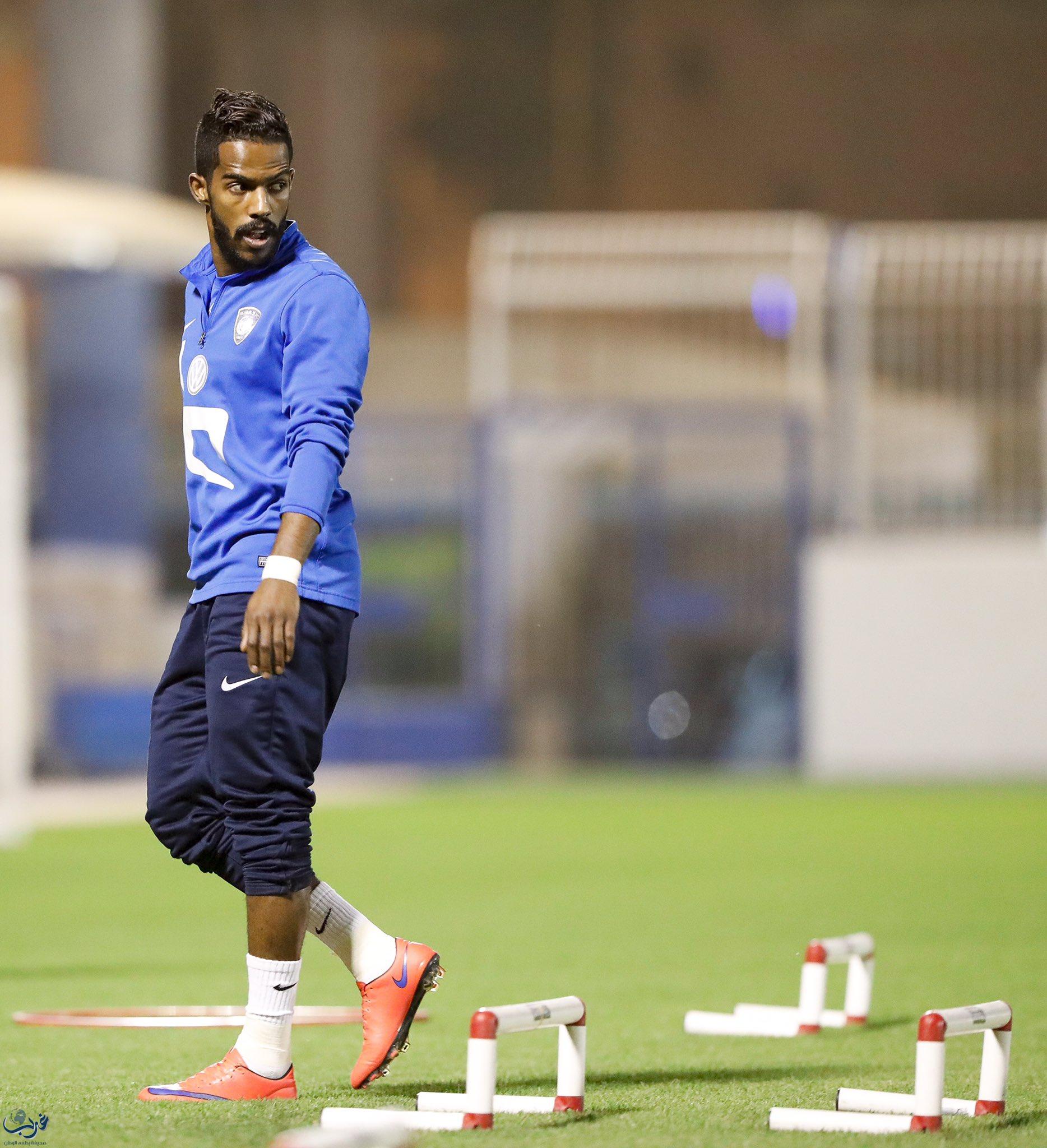 الهلال يسعى لحسم الدوري من أمام الشباب