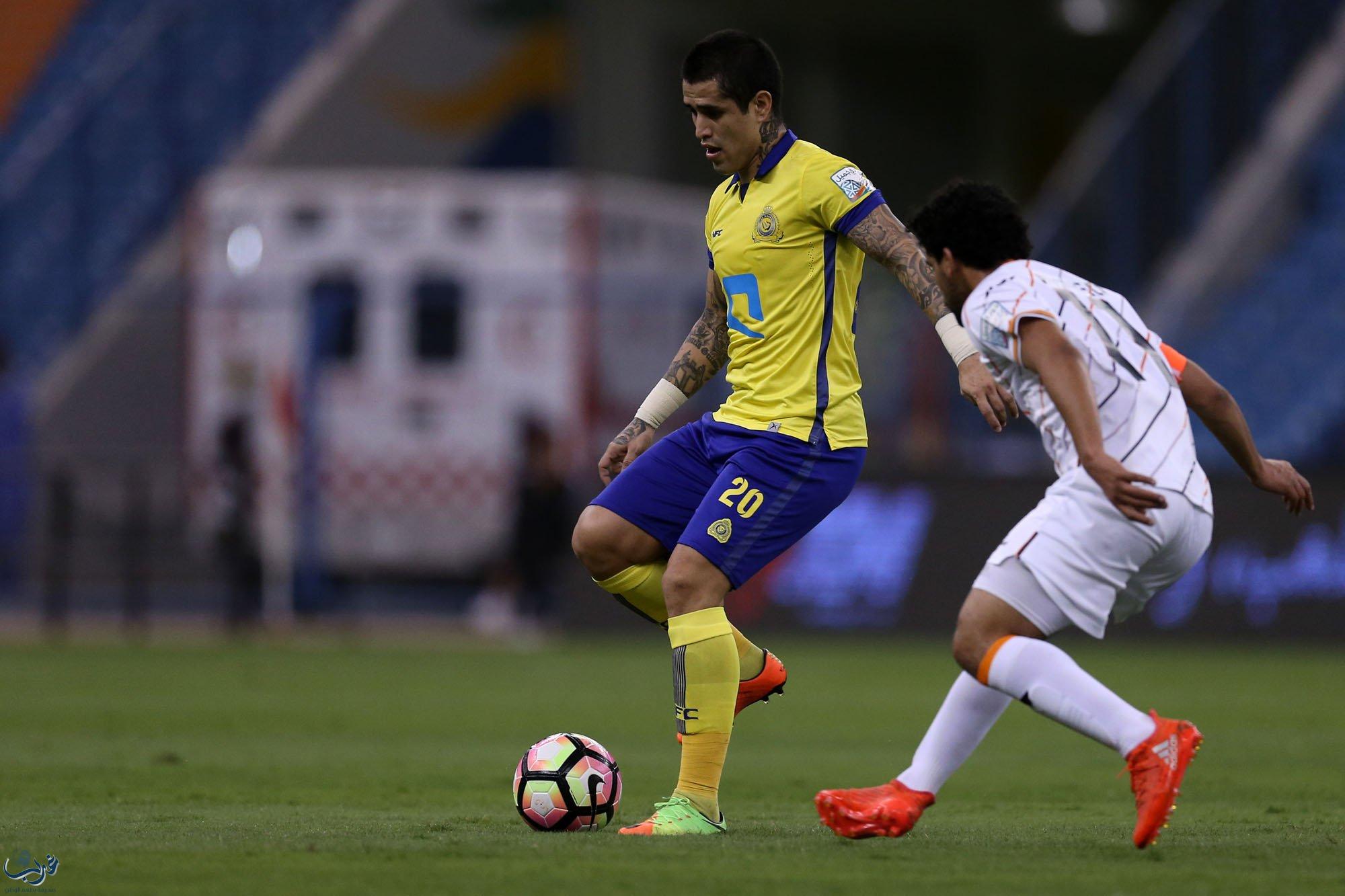 النصر ينتزع الوصافه بهدف الشباب