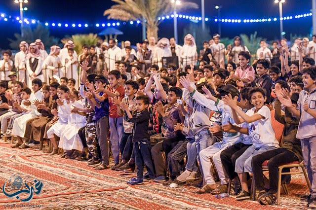 حضور كثيف في أولى أيام مهرجان ربيع عقلة الصقور