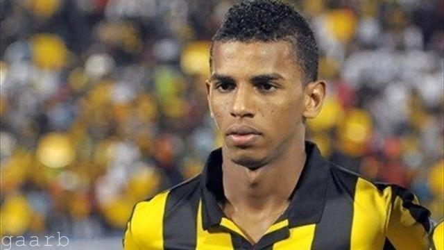 اللاعب عسيري يلتحق بنادي الشباب الشهر القادم