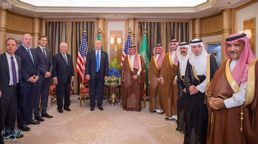 سمو ولي العهد يبحث مع الرئيس الأمريكي العلاقات الثنائية بين البلدين الصديقين والتعاون في مجال مكافحة الإرهاب