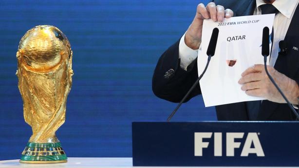 الفيفا يجري إتصال بقطر بشأن مونديال 2022