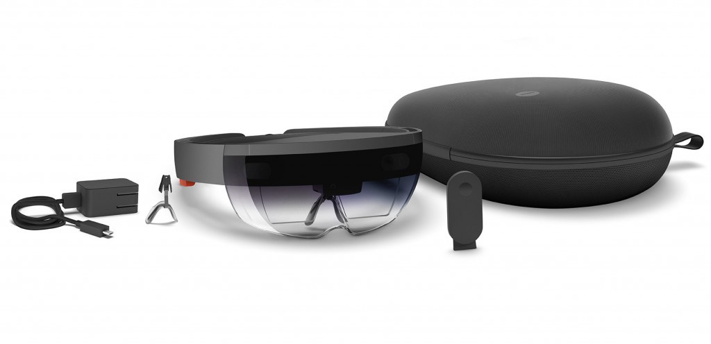 عملاق البرمجيات تطلق نظارة HoloLens من مايكروسوفت