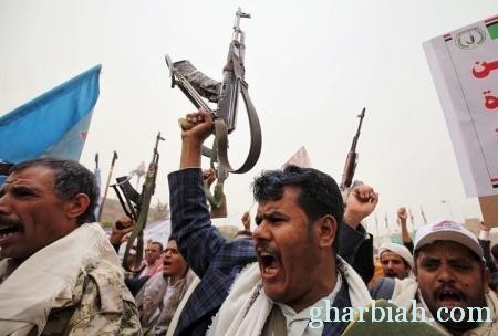 مقاتلون يمنيون يطردون الحوثيين من وسط عدن بعد إنزال أسلحة