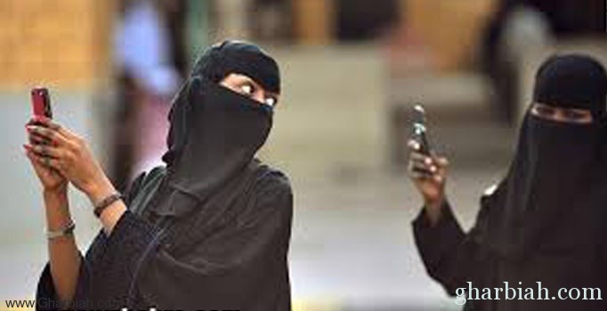 هوس تصوير "السيلفي" في انستغرام يدفع السعوديات لإجراء عمليات تجميل لأيديهن وأنوفهن..!