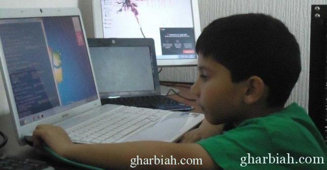 أصغر خبير كمبيوتر في العالم عمره طفل 5 سنوات