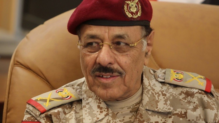 نائب الرئيس اليمني يؤكد أن جيش بلاده سيدحر العناصر الإرهابية