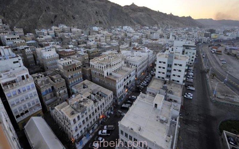 مدينة المكلا اليمنية تتنفس الصعداء بعد سنة من المعاناة في قبضة تنظيم القاعدة